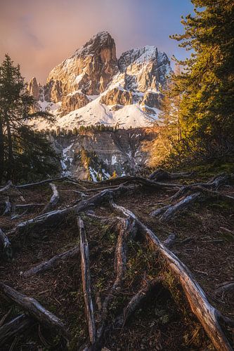 Dolomites Peitlerkofel in the morning