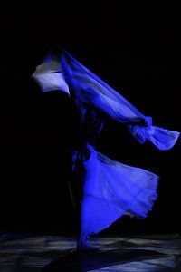Danser in blauw # 2 van Vovk Serg