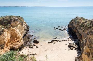 de rotsen van de algarve bij Laos in Portugal