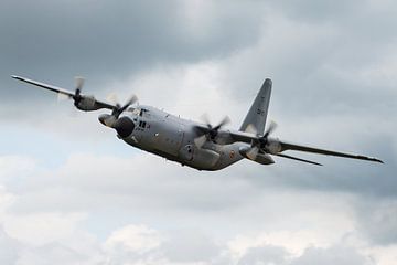 C-130 Hercules militair vrachtvliegtuig van Kris Christiaens
