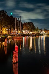 Weesp la nuit, vue du pont Lange Vecht sur Renzo Gerritsen