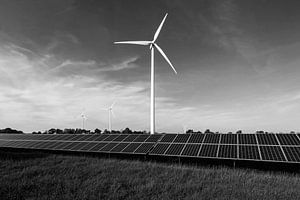 Windräder und Solarzellen