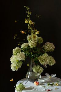 Stilleben 'Weiß und `gelb