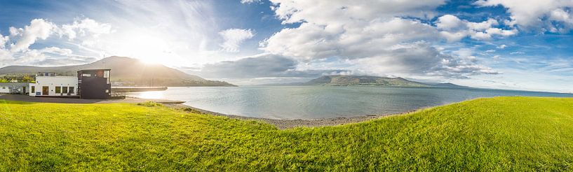 Panorama met uitzicht op de Noord-Ierse kust by Erik Rudolfs