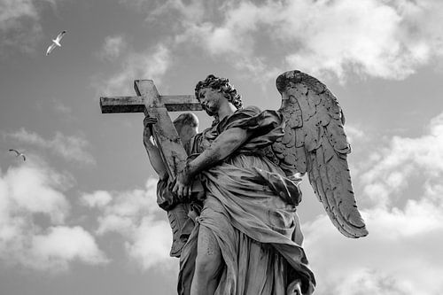 Zwart-wit Sculptuur Engel op Ponte di Sant_Angelo Rome Italië 2
