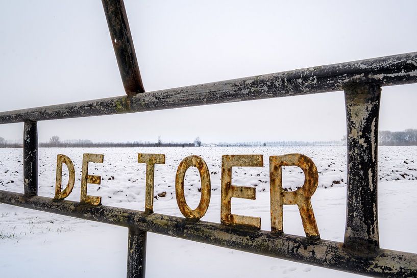 Fence with text DE TOER by Moetwil en van Dijk - Fotografie