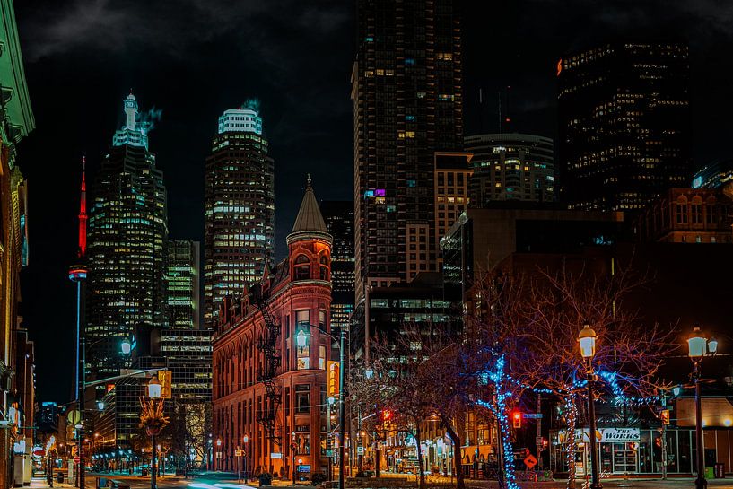 Toronto by Hello Pompoyo