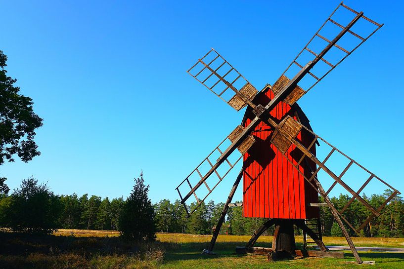 Windmill in Sweden by Thomas Zacharias