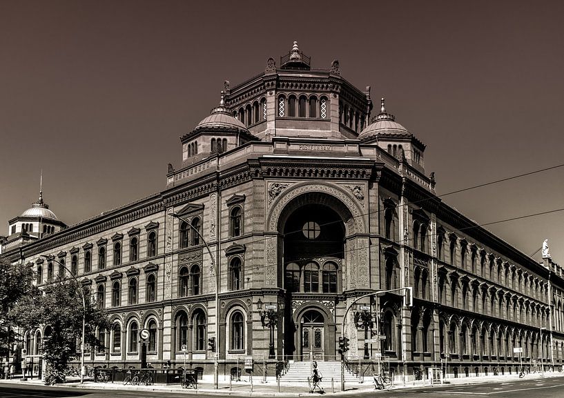 Post Office in Berlin. Post office in Berlin. by Mariska Asmus