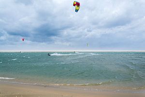 Kitesurfen auf dem Sandmotor von Marian Sintemaartensdijk