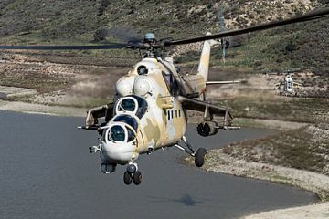 Zypern Luftwaffe Mi-35P Hind von Dirk Jan de Ridder - Ridder Aero Media