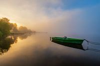 Boot op de Hopfensee bij zonsopgang