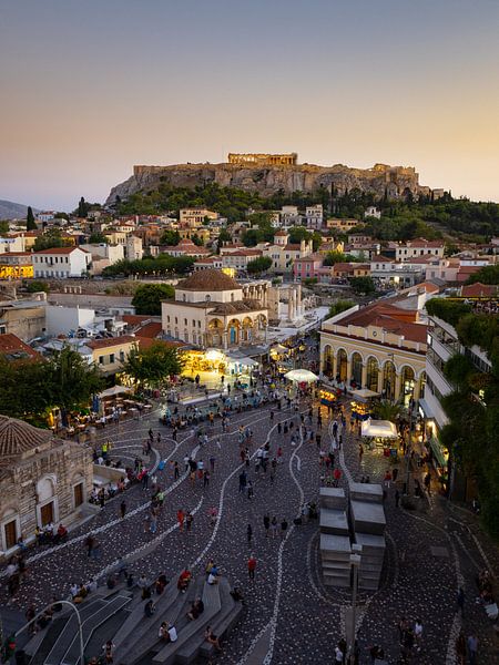 Vue iconique sur Athènes avec l'Acropole en arrière-plan par Teun Janssen