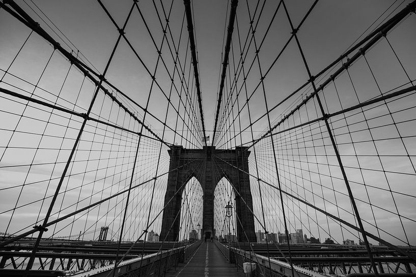 Lines - Brooklyn bridge van Jan-Hessel Boermans
