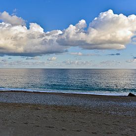 Harmonious evening atmosphere by the Ionian Sea by Silva Wischeropp