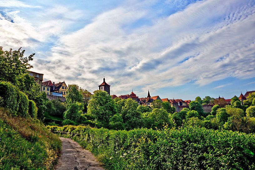 Vue de Rothenburg depuis le sentier de randonnée Burggarten par Roith Fotografie