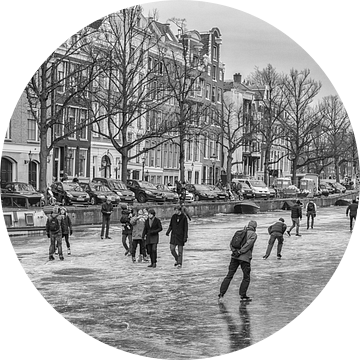 Schaatsers op de Keizersgracht in Amsterdam van Dennisart Fotografie