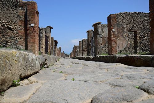Via degli Augustali
