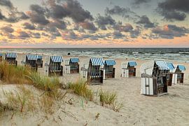 Bansin strand bij zonsondergang