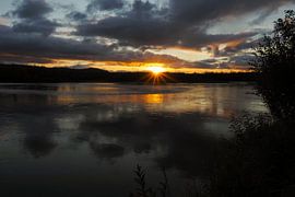 Norway's spectacular nature - mountains, fjords and lakes in impressive photography.