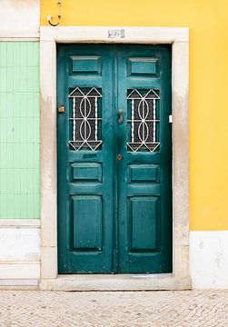 De groene deur van Faro van Stefanie de Boer