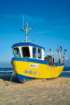 Fischerboot an der polnischen Ostseeküste