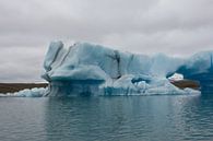 Iceberg avec vue sur le glacier par Stephan van Krimpen Aperçu