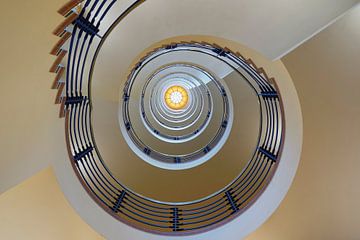 Brahms Kontor, a spiral staircase in old Hamburg by Truus Nijland