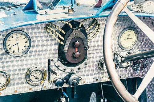 Bugatti Type 35 klassieke raceauto dashboard
