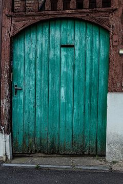 Ancienne porte bleu-vert sur Stadspronk