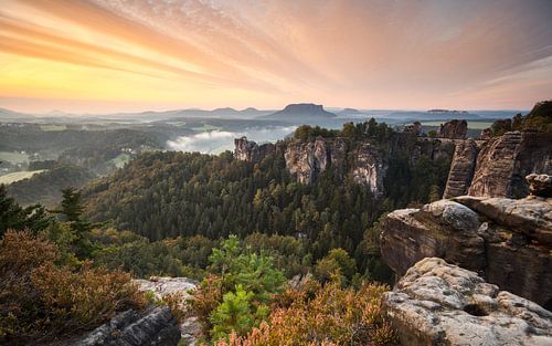 Lever de soleil sur le Bastei - la magie au-dessus de la Suisse saxonne