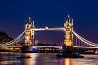 De Tower Bridge in Londen van Roland Brack thumbnail