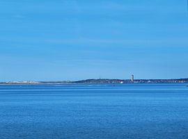 Terschelling in de verte by Rinke Velds