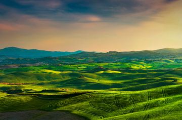 Merveilleuse lumière sur le paysage toscan. L'Italie sur Stefano Orazzini