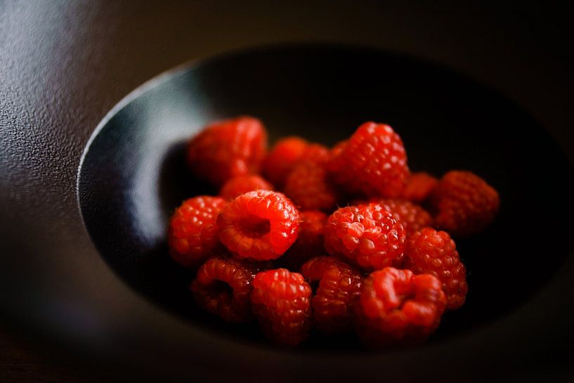 Raspberries by Danna van Daal