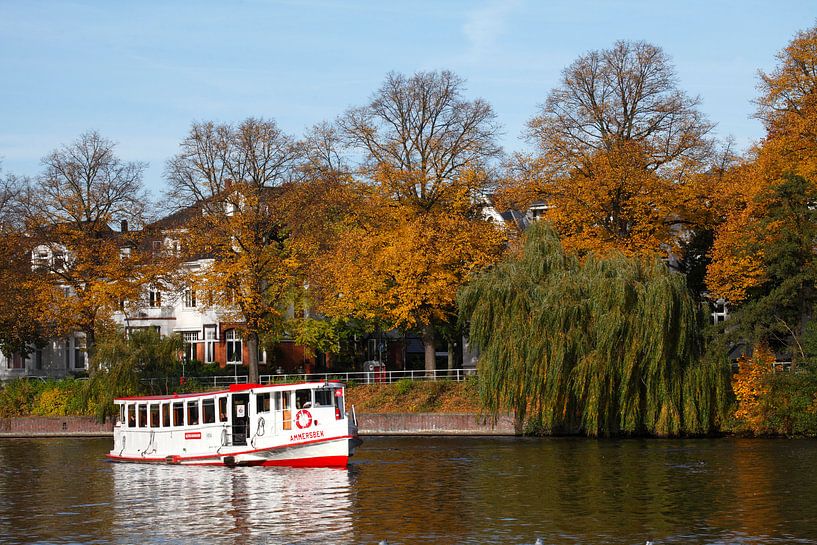 Hamburg : Outer Alster with Alster round trip boat by Torsten Krüger