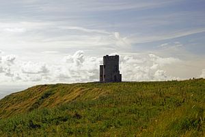 O'Brien's Tower an den Cliffs of Moher