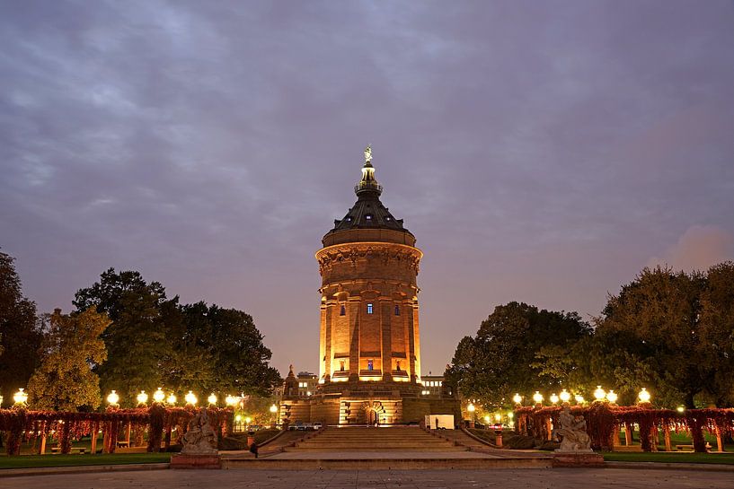 Wasserturm  Mannheim von Peter Schickert