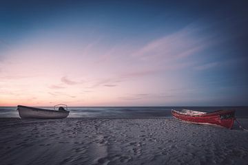 Bateaux de pêche sur la plage sur Skyze Photography by André Stein