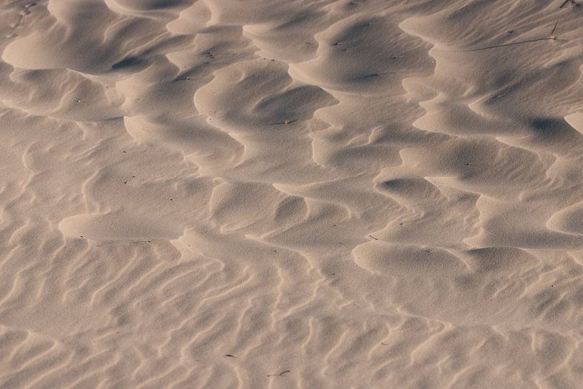 Zand,vormen,schaduwen en patronen van Art Wittingen