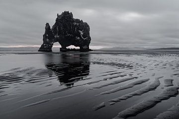 IJsland - rotsformatie Hvitserkur