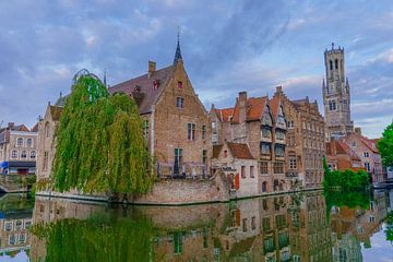 Bruges sur Captured By Manon