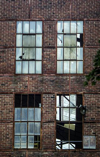 Eine marode Maschinenhalle