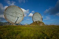 verlassene Antennenschüsseln