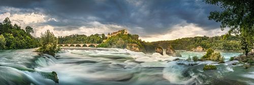 Rijnwatervallen van Schaffhausen Panorama.
