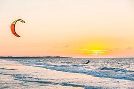 Sunset kitesurfing at Vrouwenpolder by Andy Troy