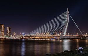 Erasmusbrug by night van Marjolein van Middelkoop