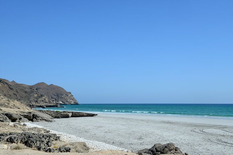 Strand bij Mughsayl (Oman) van Alphapics