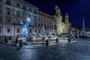 Piazza Navona at night by Dennis Donders