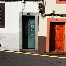 farbige Türen, Madeira von Oscuro design